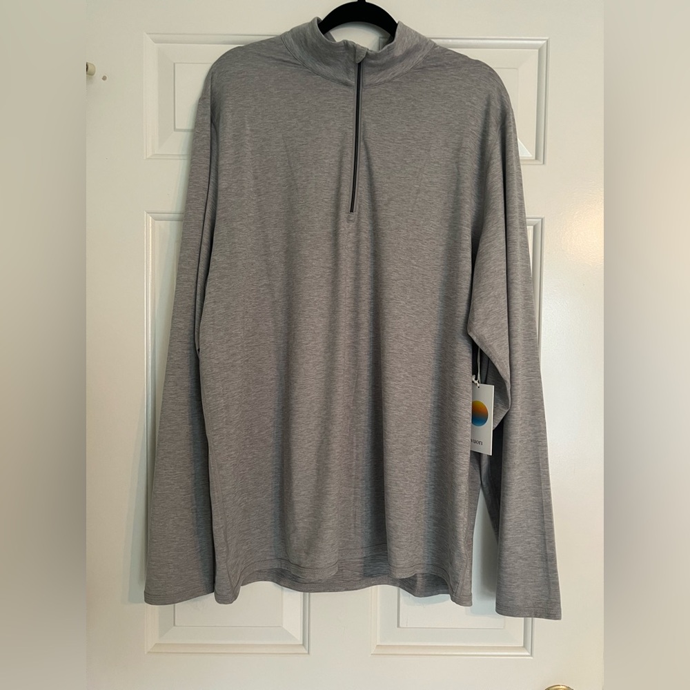 Vuori Men's Light Gray Long Sleeve Shirt